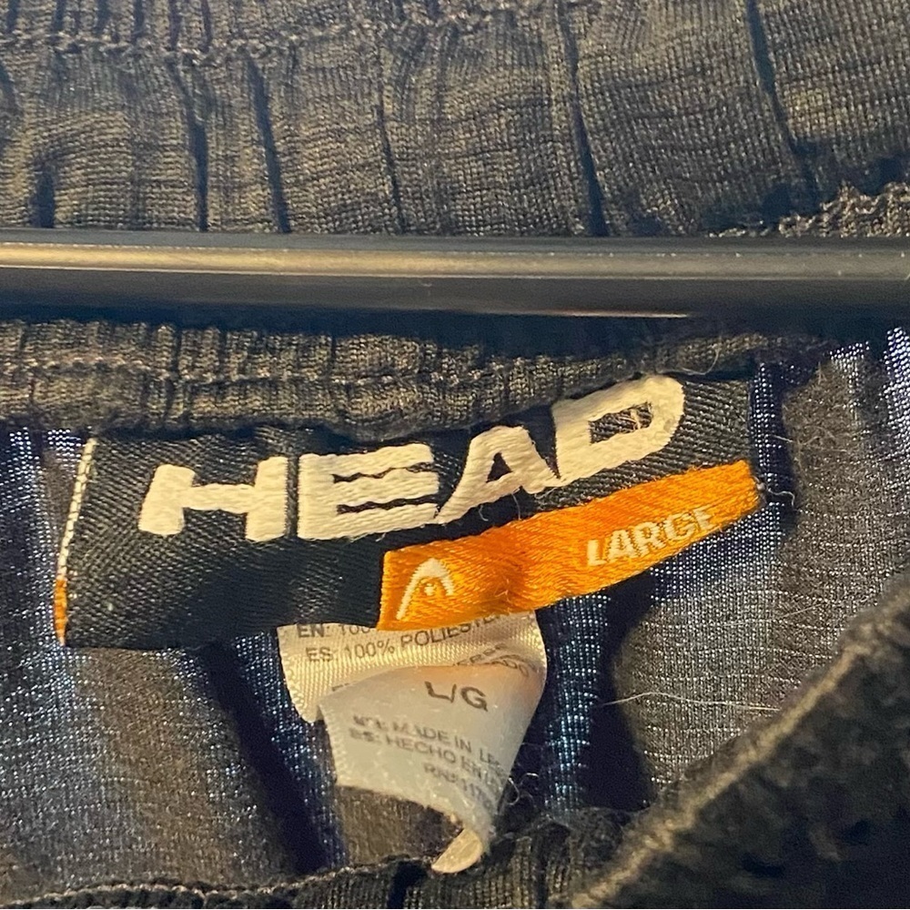 Head Shorts​​​​​​ - Picture 2 of 3